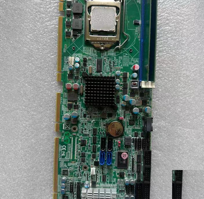 ROBO-8110VG2AR-Q67 B930A283AB18110821