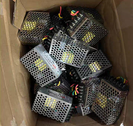 RS-25-15  15V1 7A