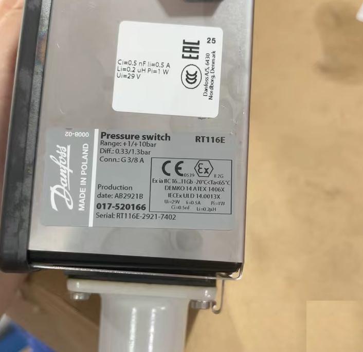 RT116E 017-520166 0-10bar G3 8