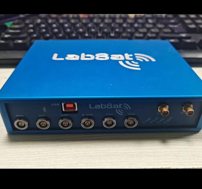 Racelogic labsat LS01