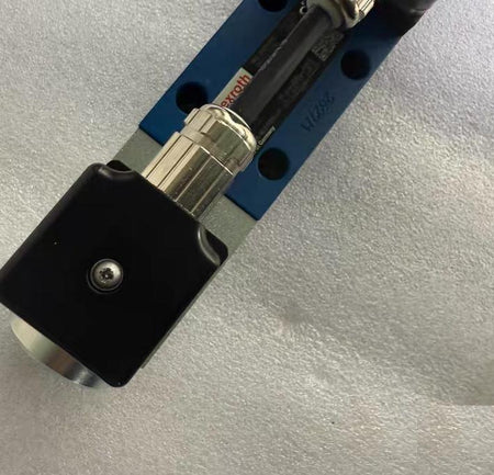 Rexroth MAN 4WRPE6VC18S-30 M 24F1-948 R901530905