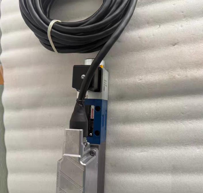 Rexroth R901288847 3 4WAPE 6VC80S-20 G24KO F1M-948