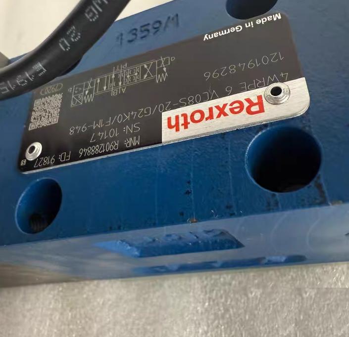 Rexroth R901288847 3 4WAPE 6VC80S-20 G24KO F1M-948
