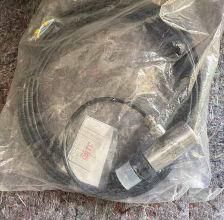 Rexroth R902477807 R902477806 5 AWAX004D10 8
