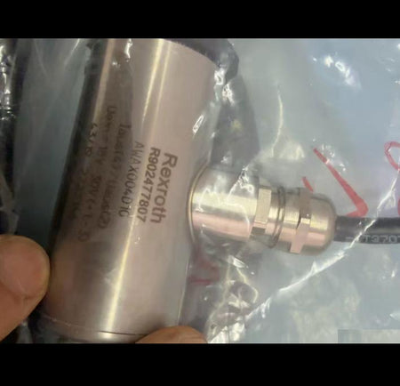 Rexroth R902477807 R902477806 5 AWAX004D10 8