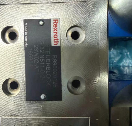 Rexroth R996020126 HY- STEUERBLOCK AG32N511-0-2-123W02-AT1 R900052392 Rexroth