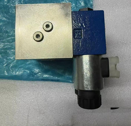 Rexroth R996020126 HY- STEUERBLOCK AG32N511-0-2-123W02-AT1 R900052392 Rexroth