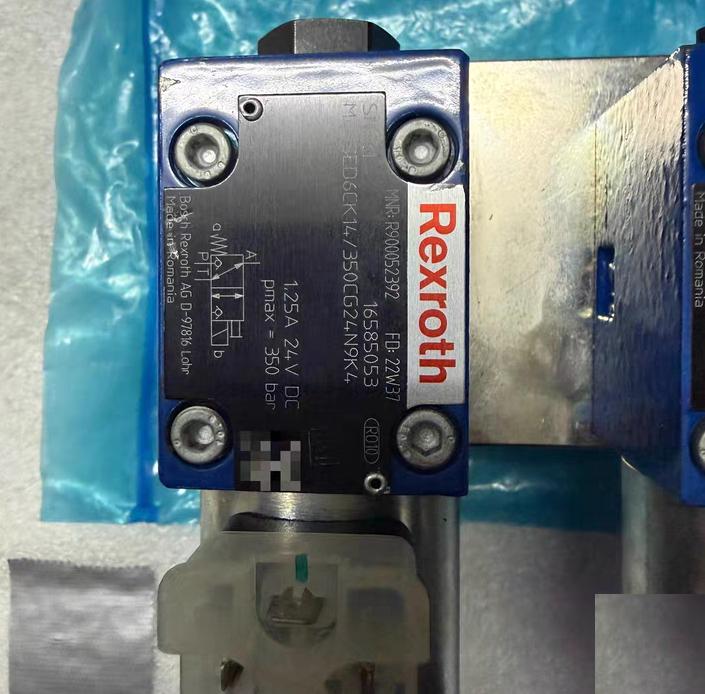 Rexroth R996020126 HY- STEUERBLOCK AG32N511-0-2-123W02-AT1 R900052392 Rexroth
