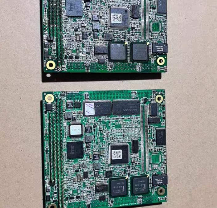 SBS SCM7120B-333-256M-N PC104 1000M DDR2