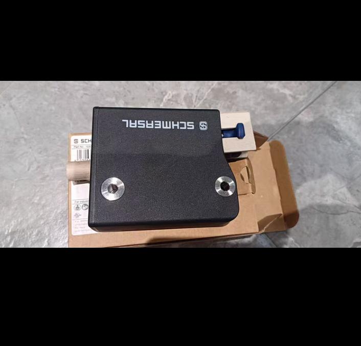 SCHMERSAL AZM300Z-I2-ST-1P2P-DU 103044800 4700 N4-2