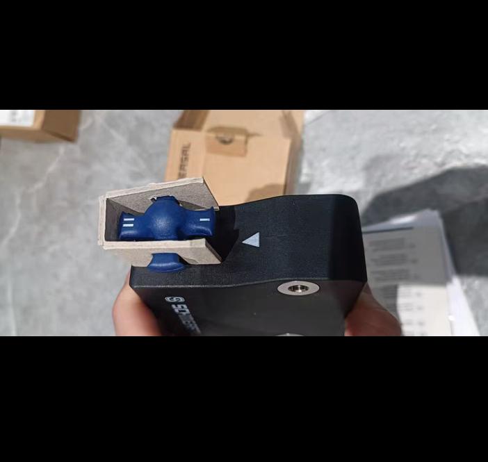SCHMERSAL AZM300Z-I2-ST-1P2P-DU 103044800 4700 N4-2