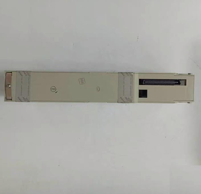 SCHNEIDER 140DDI84100