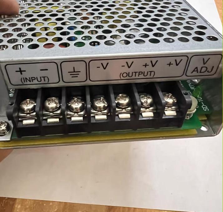 SD-100B-12 100W    DC-DC          DC24V 19-36V 6A   12V8 5A   199 98 38  23