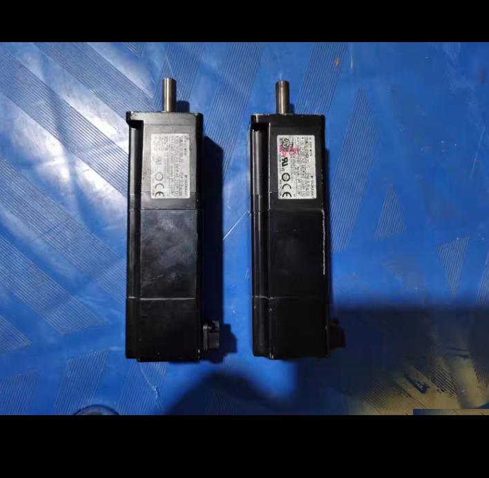SGMJV-01ADL2C100W 200V 0 84A 2