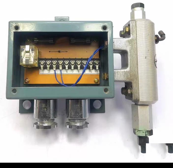 SHIMADZU FA-4A-M2 FLOW ALARM