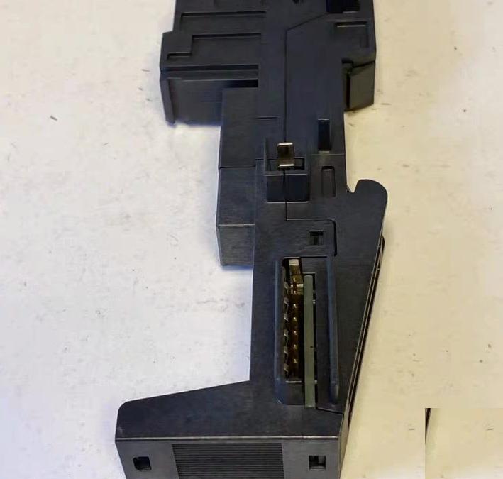 SIEMENS 6ES7193-4CB30-0AA0