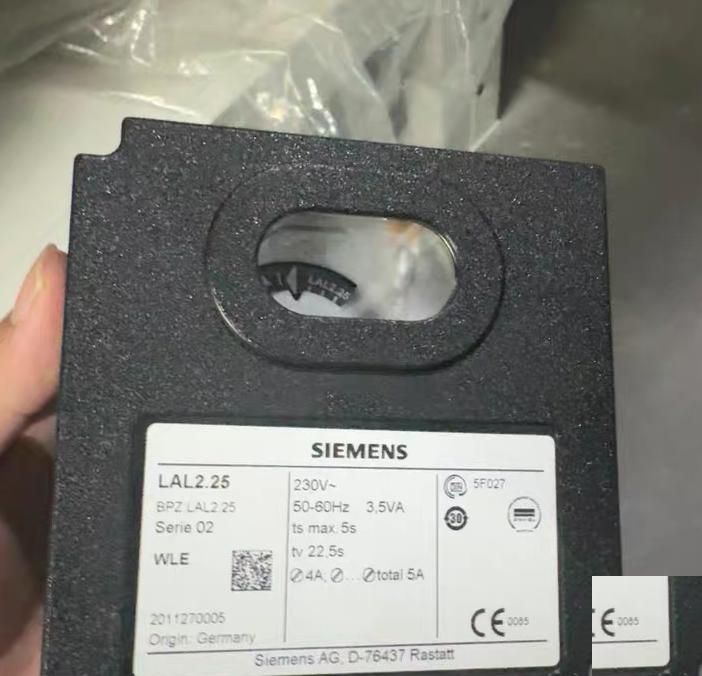 SIEMENS LAL2 25 BPZ LAL2 25 230V 50-60Hz 3 5VA 5A