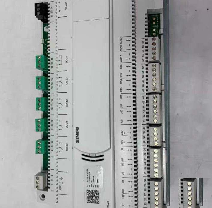 SIEMENS PXC24 3-UCM A
