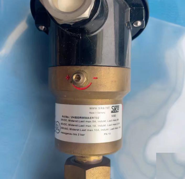 SIKA VH500RMWAERT02 24VDC 0 5A 0 1A 2bar