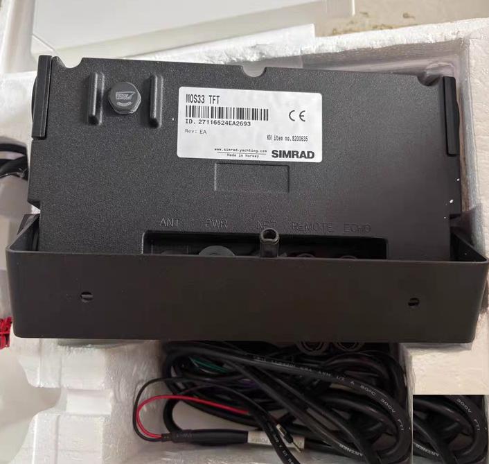 SIMRAD KONGSBERG MOS33 TFT 8200635