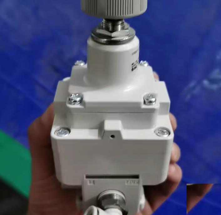 SMC IR3020-03 1 0MPa 0 01 0 8MPa 1