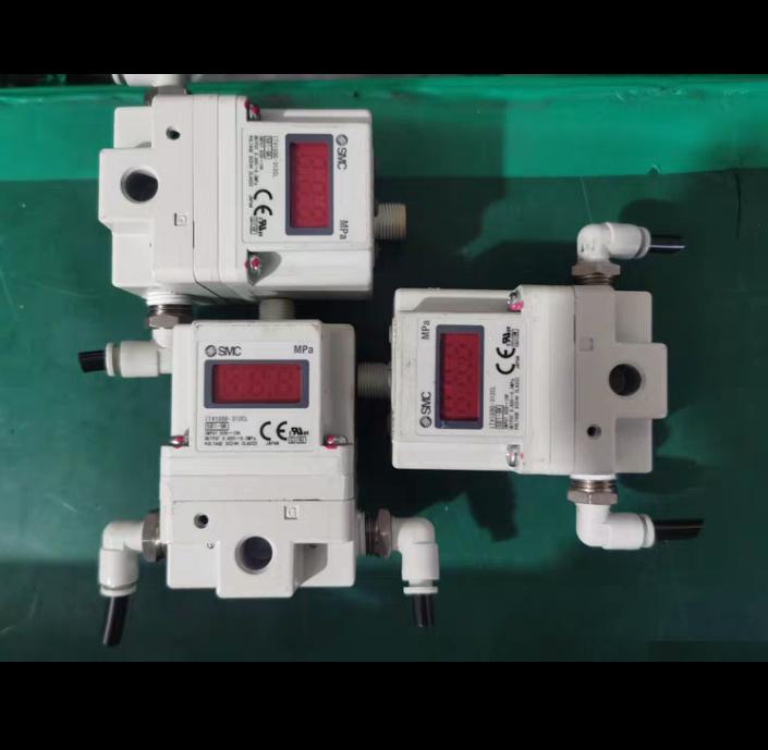 SMC ITV1030-312CL 3 5B1-9K 0 005-0 5MPa DC24V
