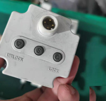SMC ITV1030-312CL 3 5B1-9K 0 005-0 5MPa DC24V