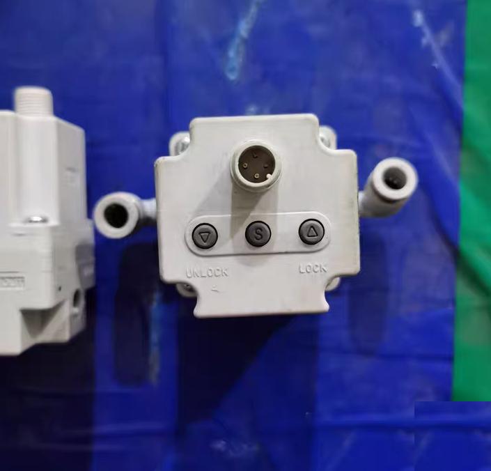 SMC ITV1050-312L DC0 10V 0 005 0 9MPa DC24V 2