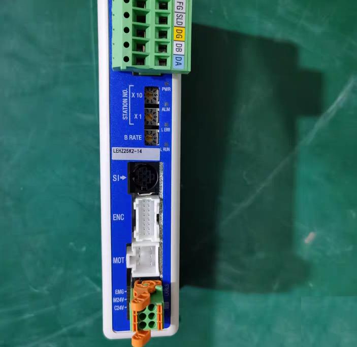 SMC JXCM18T-LEHZ25K2-14 DC24V CC-Link 1