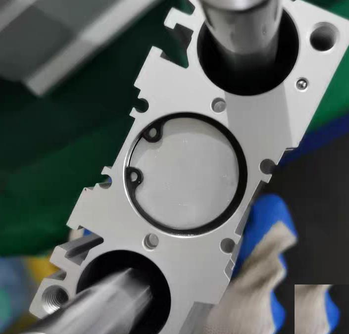 SMC MGPL32-125Z 4 1 1 0MPa