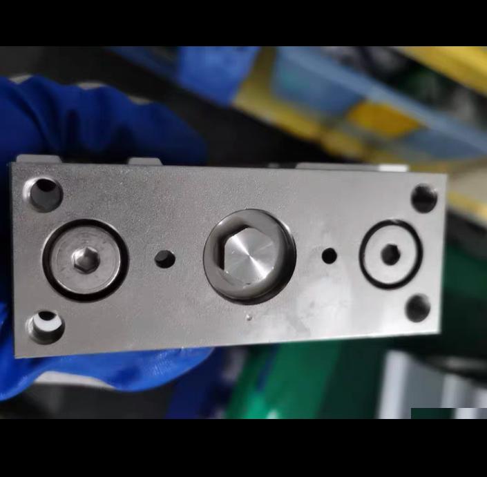 SMC MGPL32-125Z 4 1 1 0MPa