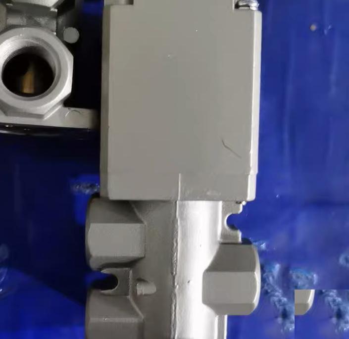 SMC VT325V-035G DC24V 3