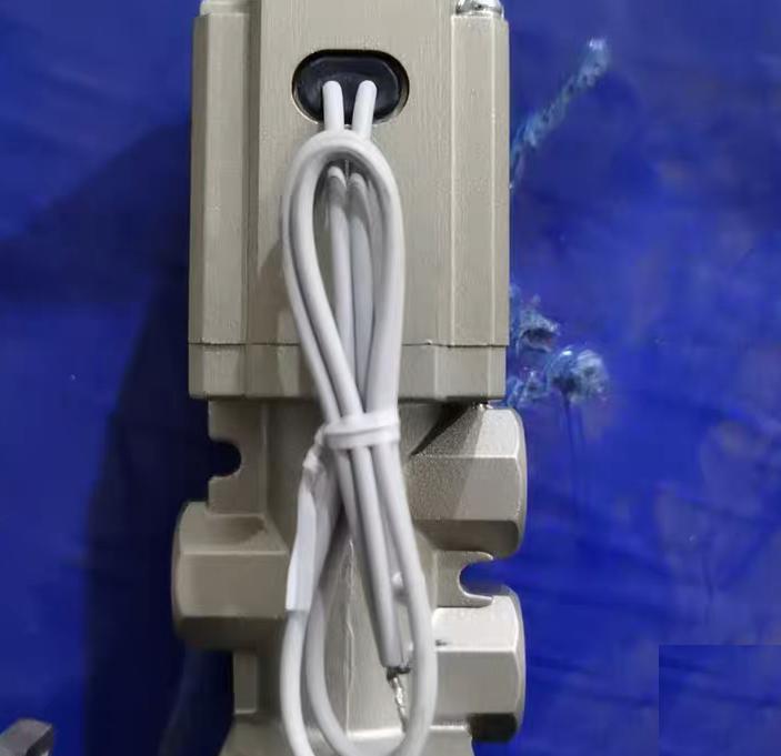 SMC VT325V-035G DC24V 3