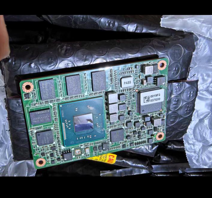 SOM-7567 ADVANTECH Windows 10 IoT Ent 2016
