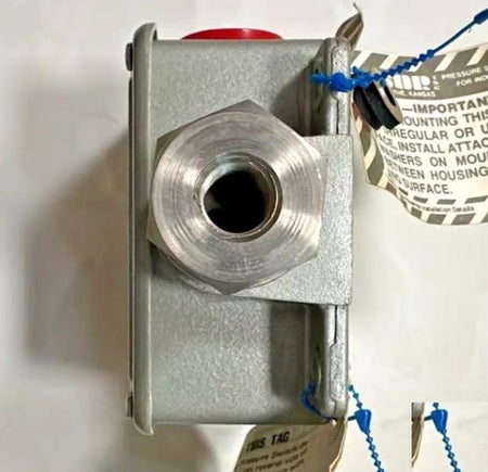 SOR 6P3-K45-MMTTX Static O Ring Pressure Switch 25 - 275 PSI 6 8