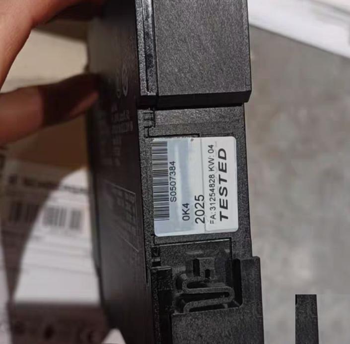 SRB301ST 230V 101170099 3100 G12-3