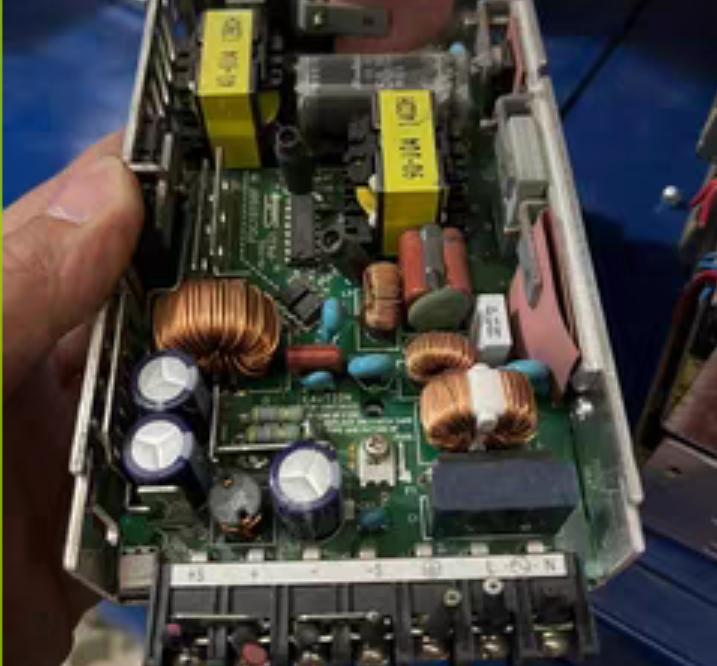 SWC100-12        100-240V  12V8 5A