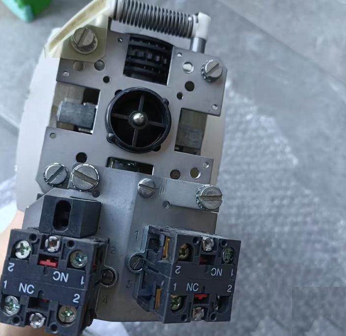 Schneider XKD-F12240000C 1 XKDF12240000 2 3 1200