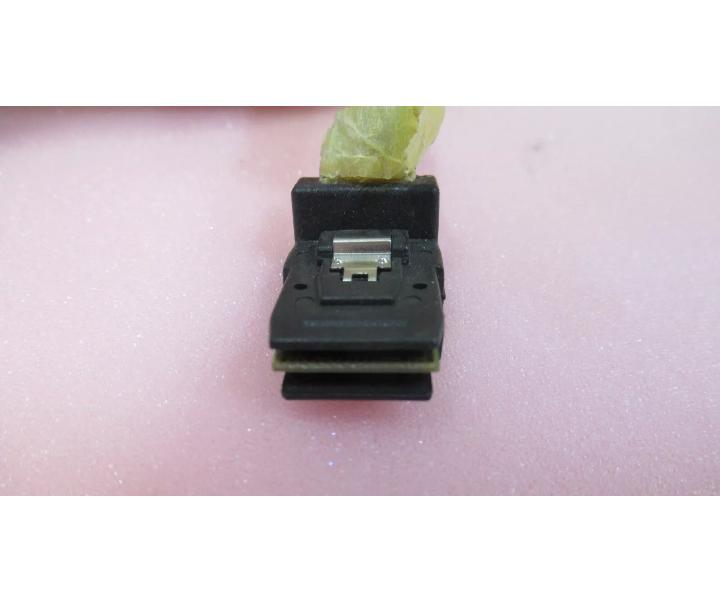 SFF-8087 6017B0227402