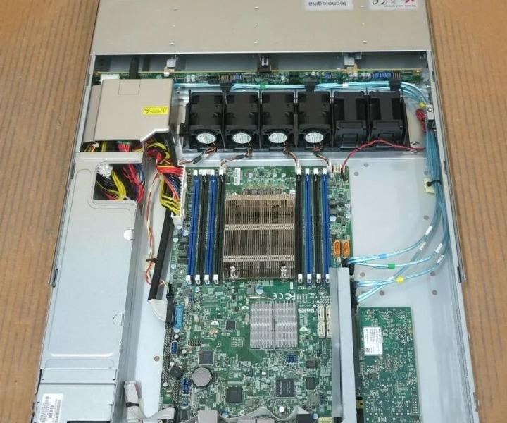 CSE-815 X10SRW-F E5-2600v4 4-Bay 600W