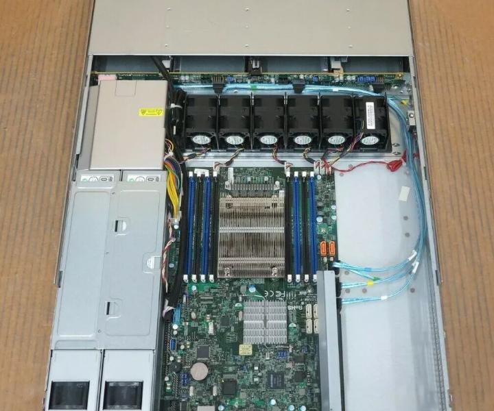CSE-815 X10SRW-F E5-2600v4 4-Bay 500W