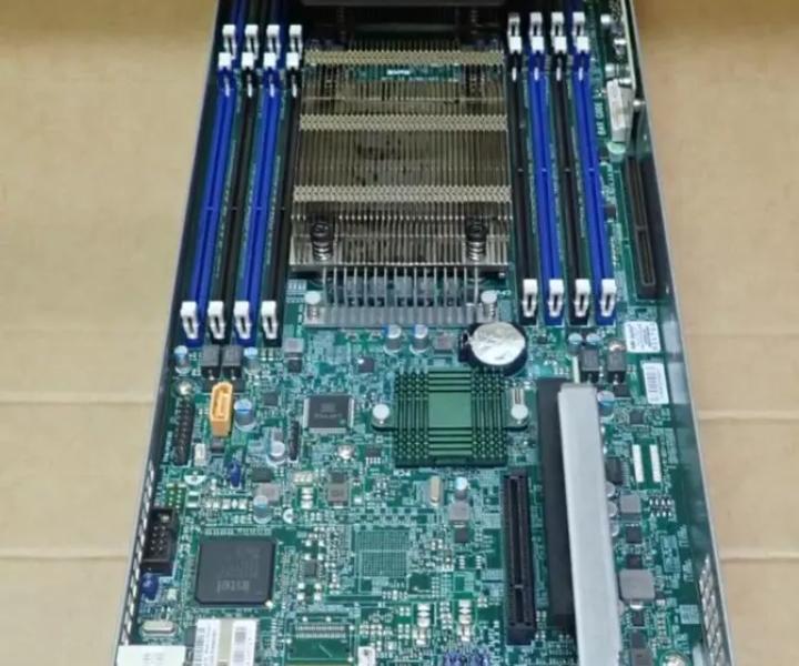 X10DRT-P E5-2600 16-DIMM
