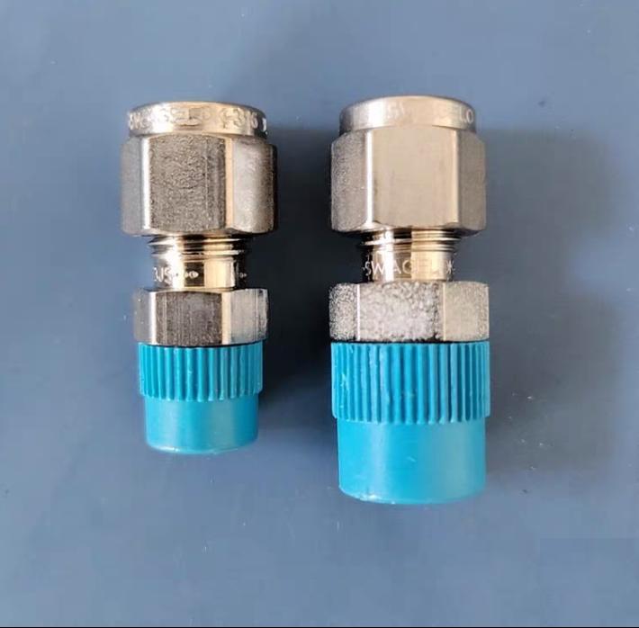 Swagelok SS-400-1-2 SS-400-1-4 1 4 in x 1 8 in NPT SS-400-1-2 120 18 1 4 in x 1 4 in NPT SS-400-1-4 124 50