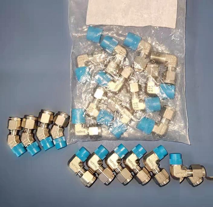 Swagelok SS-400-2-2 SS-400-2-4 SS-400-5-2 1 4 in x 1 8 in NPT SS-400-2-2 223 68 45 1 4 in x 1 8 in NPT SS-400-5-2 322 85