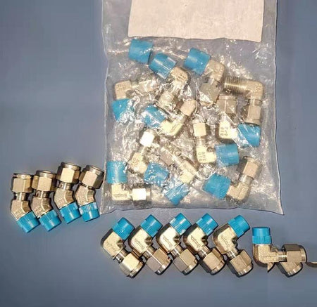 Swagelok SS-400-2-2 SS-400-2-4 SS-400-5-2 1 4 in x 1 8 in NPT SS-400-2-2 223 68 45 1 4 in x 1 8 in NPT SS-400-5-2 322 85