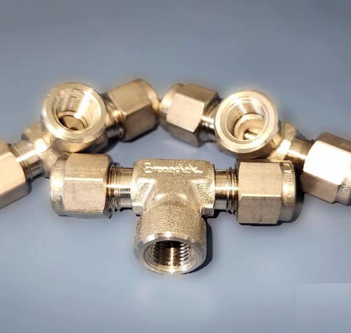 Swagelok SS-400-3-4TTF 3 1 4 in x 1 4 in x 1 4 in NPT SS-400-3-4TTF 571 86