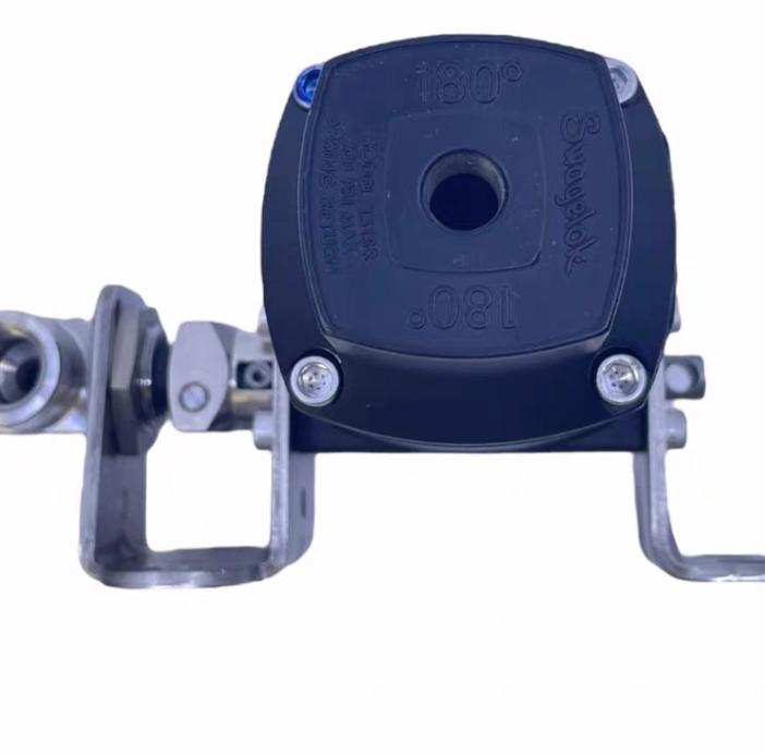 Swagelok SS-43GXF4-51S 40G 0 90 1 4 SR SS-43GXF4-51S 6 411 26 8 10 3-Way Ball Valve 316999430001 2500 Psig 172 BAR