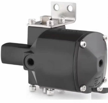 Swagelok SS-44XS6-53D Swagelok SS-44XS6-53D Stainless Steel 1-Piece 40 Series 3-Way Ball Valve 2 0 Cv 3 8 in Swagelok Tube Fitting 180� Double Acting Actuator 1 40 3 2 0 Cv 3 8 in SS-44XS6 3 263 19 153 MS-153-DA 5 217 05