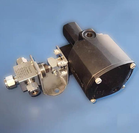 Swagelok SS-44XS6-53D Swagelok SS-44XS6-53D Stainless Steel 1-Piece 40 Series 3-Way Ball Valve 2 0 Cv 3 8 in Swagelok Tube Fitting 180� Double Acting Actuator 1 40 3 2 0 Cv 3 8 in SS-44XS6 3 263 19 153 MS-153-DA 5 217 05