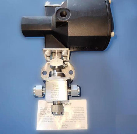 Swagelok SS-44XS6-53D Swagelok SS-44XS6-53D Stainless Steel 1-Piece 40 Series 3-Way Ball Valve 2 0 Cv 3 8 in Swagelok Tube Fitting 180� Double Acting Actuator 1 40 3 2 0 Cv 3 8 in SS-44XS6 3 263 19 153 MS-153-DA 5 217 05